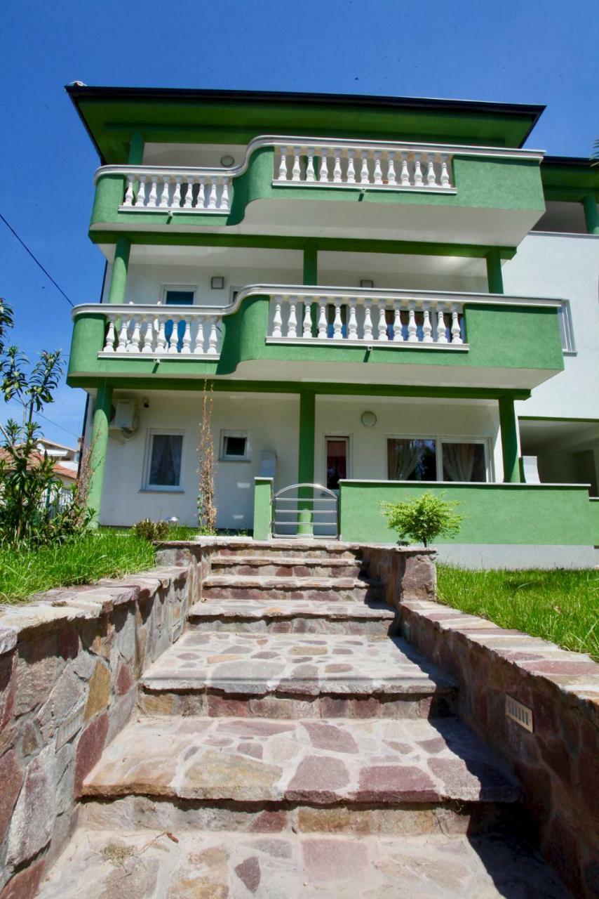 B88 Apartments - Vila Palma スベティ・フィリップ・イ・ヤコブ エクステリア 写真