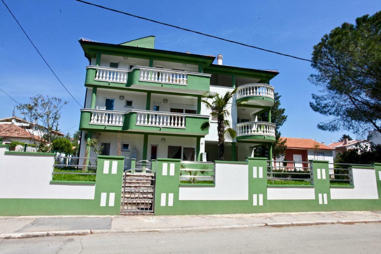 B88 Apartments - Vila Palma スベティ・フィリップ・イ・ヤコブ エクステリア 写真