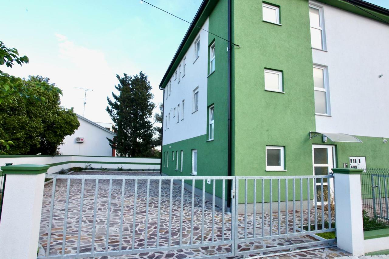 B88 Apartments - Vila Palma スベティ・フィリップ・イ・ヤコブ エクステリア 写真