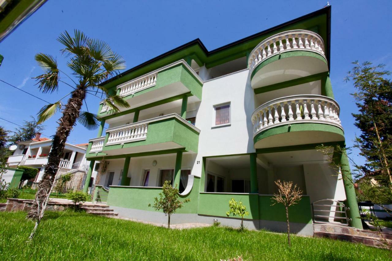 B88 Apartments - Vila Palma スベティ・フィリップ・イ・ヤコブ エクステリア 写真